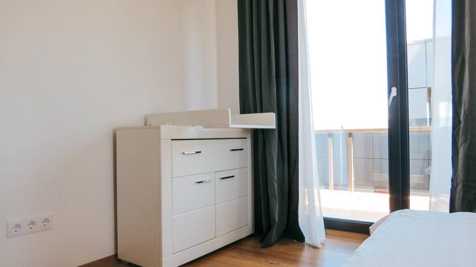 Eden Escape Apartment คลูจ-นาโปกา ภายนอก รูปภาพ
